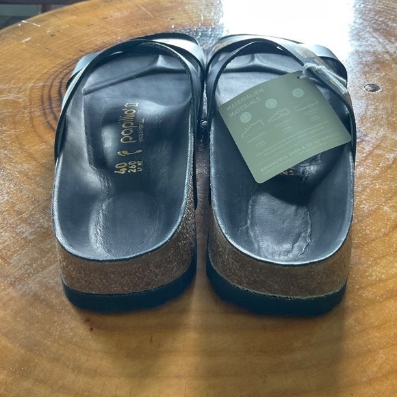 Papillio Sandals made by Birkenstock Black w/ Gold Print Ladies 9 /Mens 7 - Picture 5 of 13